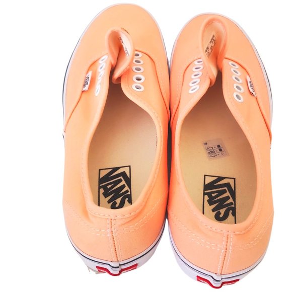 SOLD 🥳Vans Unisex Shoes NWOT - Picture 9 of 9